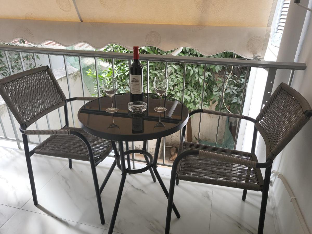Romantic Deluxe Svite Wise Jacuzzi And Sauna Αθήνα Εξωτερικό φωτογραφία