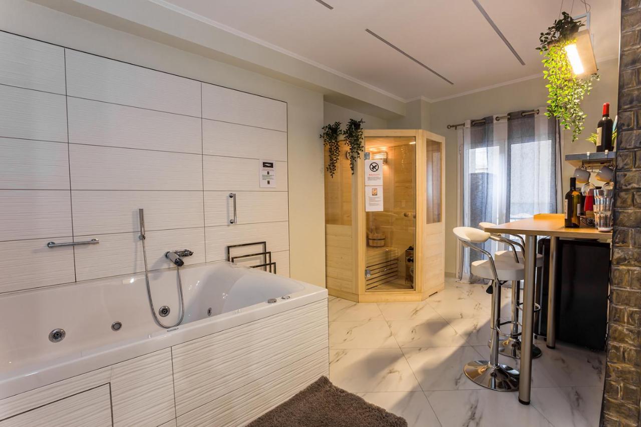 Romantic Deluxe Svite Wise Jacuzzi And Sauna Αθήνα Εξωτερικό φωτογραφία